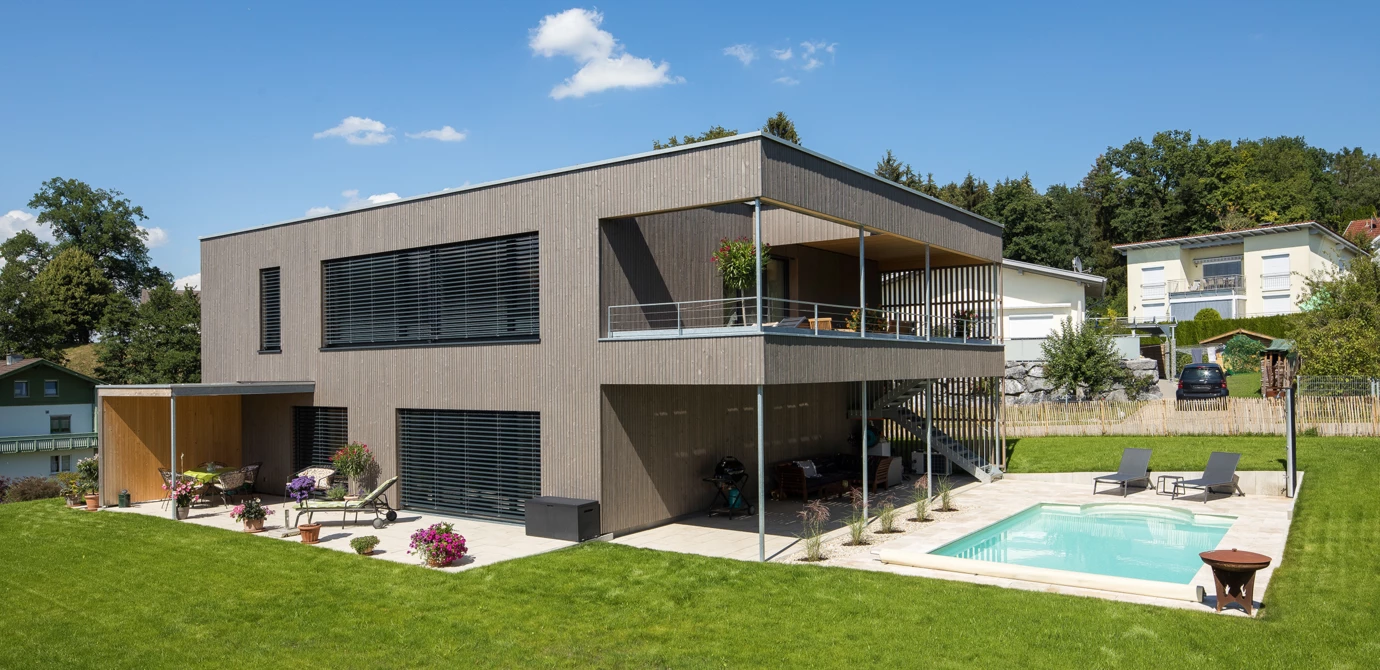 Das sanierte und erweiterte Generationenhaus in Hohenweiler (© Dietmar Walser) Das sanierte und erweiterte Generationenhaus in Hohenweiler (© Dietmar Walser)